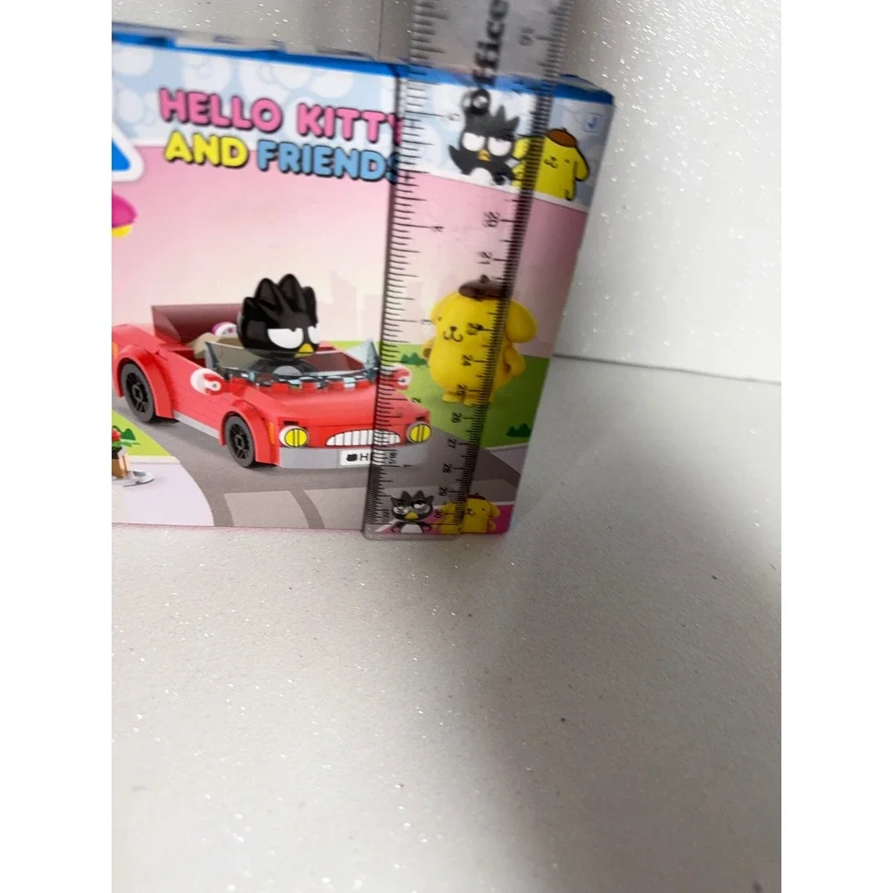 Jazwares BLDR Hello Kitty and Friends Badtz-Maru Convertible 145 Pcs Set 0111